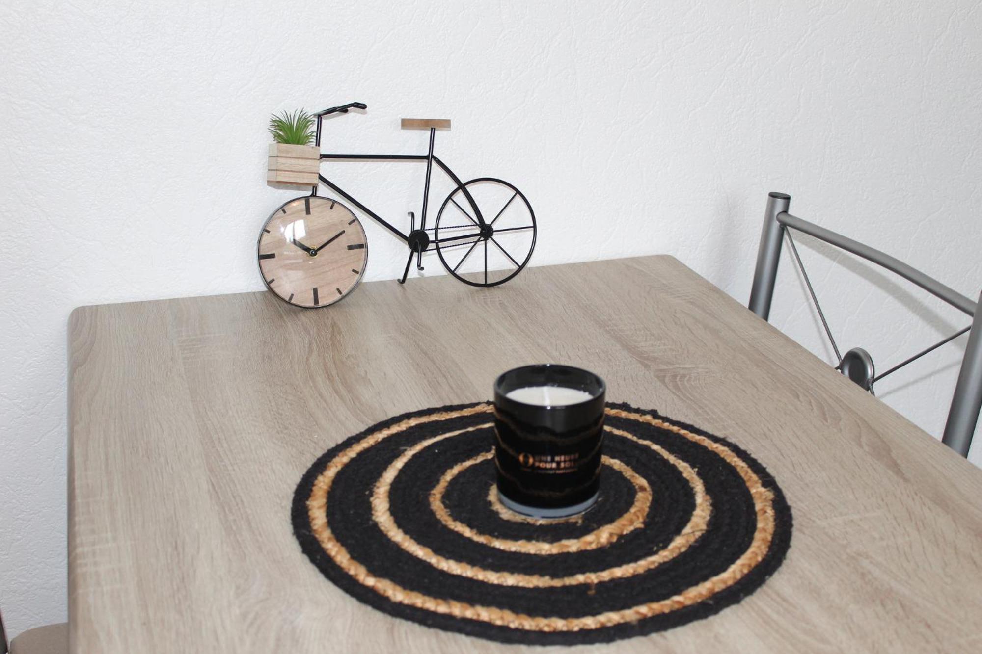 Logement Calme + Stationnement Troyes Exteriör bild